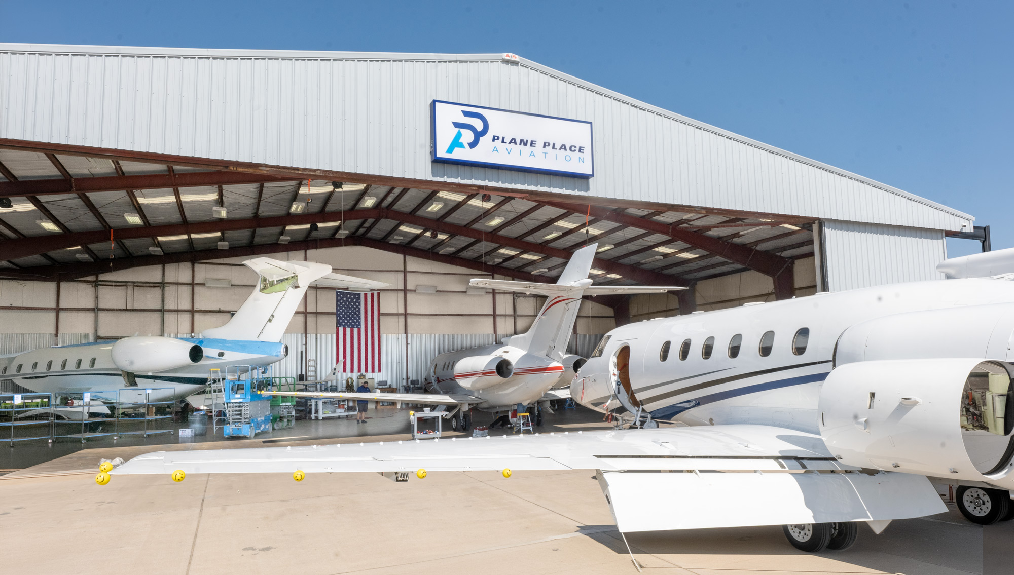 Plane Place Aviation team and facility in Cleburne, Texas